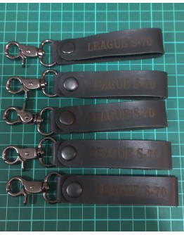 Брелок из натуральной кожи с карабином с гравировкой  НА ЗАКАЗ