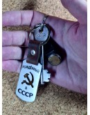 Жетон металлический с вырезанным Серпом и Молотом и гравировкой Рожденный в СССР